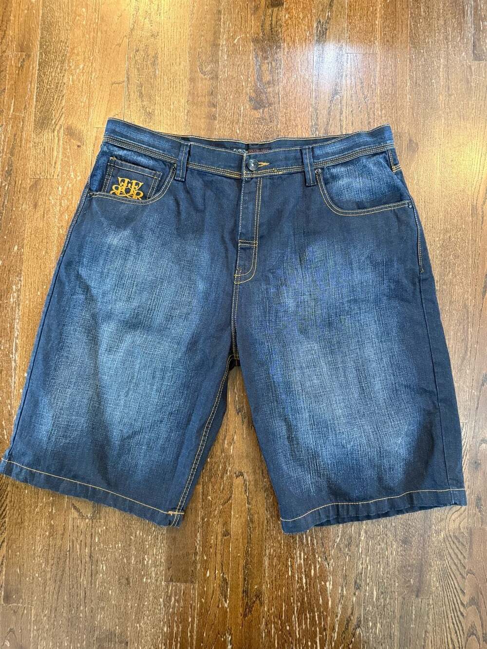 Vintage FUBU The Collection Baggy Blue Denim Jorts Embroidered Logo Size 40